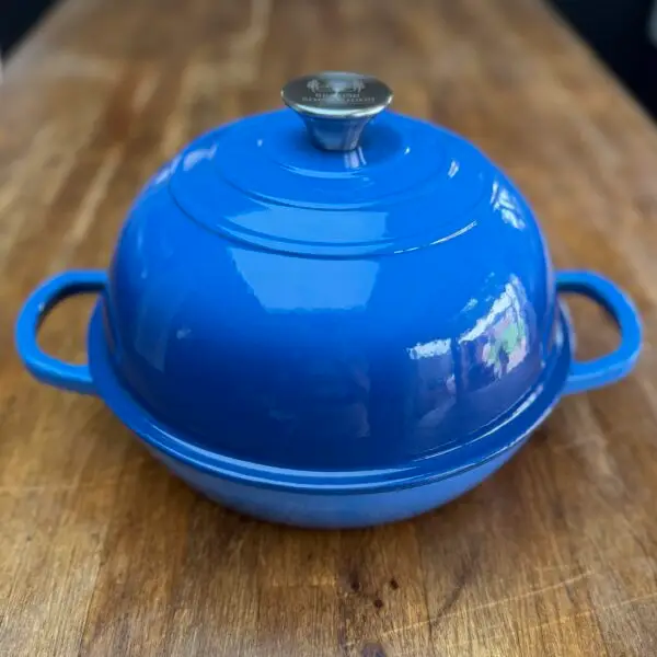 Dutch Oven - Sky Blue Cloche 26cm